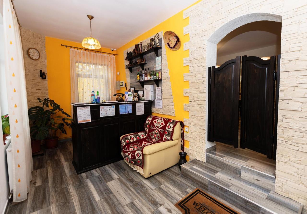 Stejarul Lui Andrei 3* Izvoarele (Prahova)